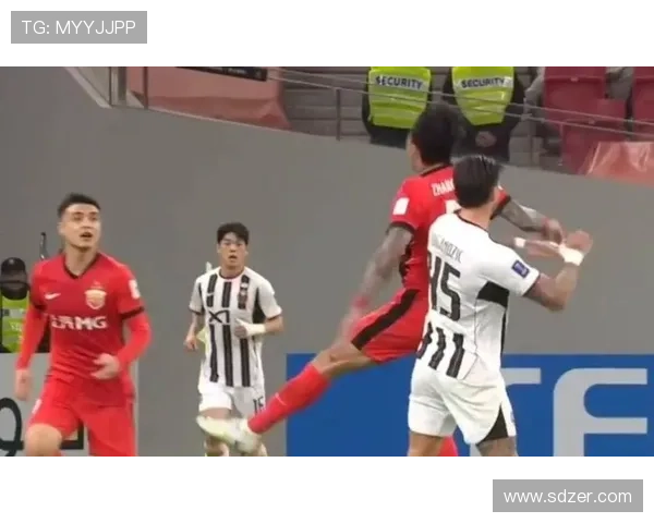 颜骏凌神勇难救主海港垫底出局